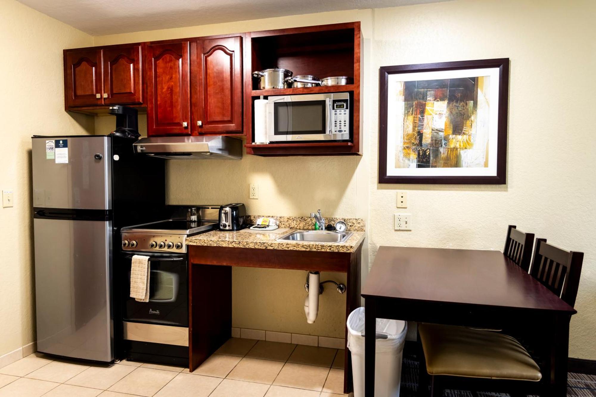 Mainstay Suites Coralville - Iowa City Exterior photo